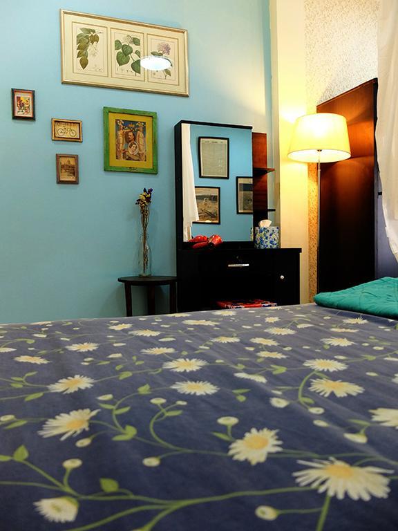 Bed & Breakfast The London Tearoom Chiang Mai